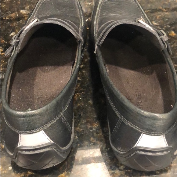 Black grain calf slip on loafer; great shape - Picture 3 of 8